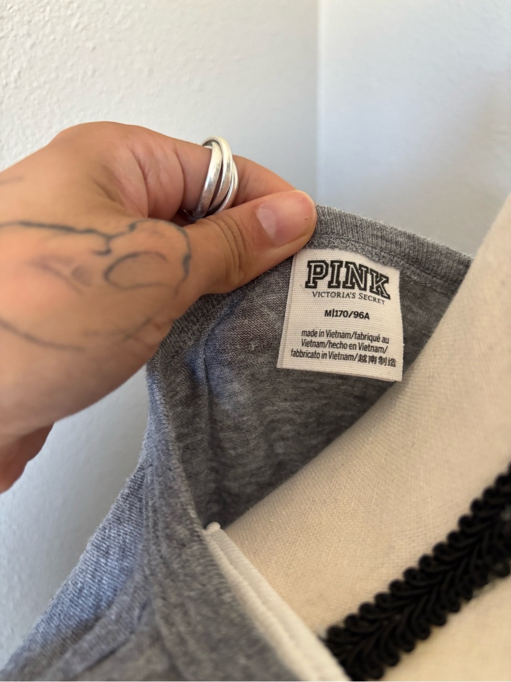 PINK Victoria's Secret Heather Gray Logo Tee - Picture 3 of 5